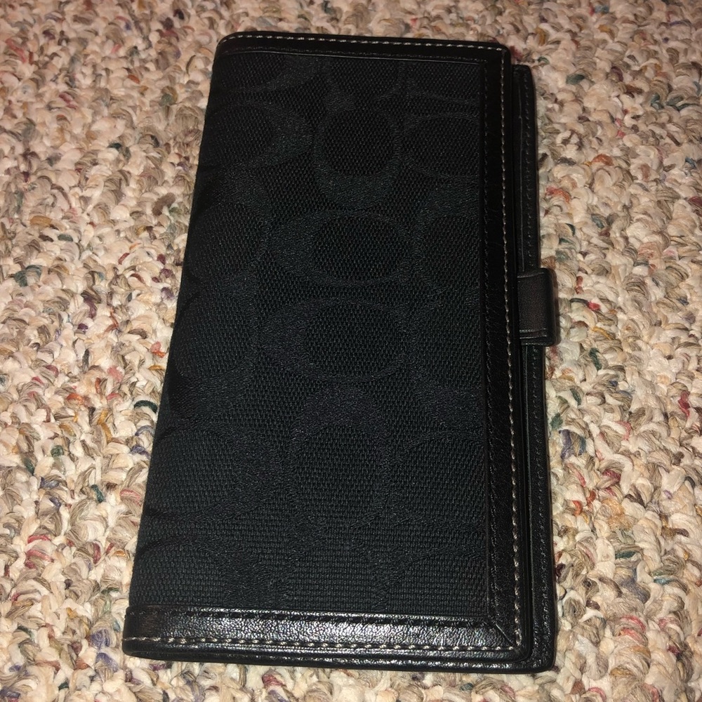 AGAN. Authentic COACH checkbook wallet